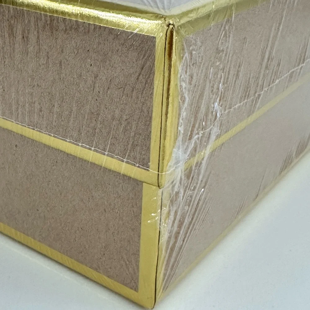 Sugar Paper Los Angeles Brown Square Gift Box